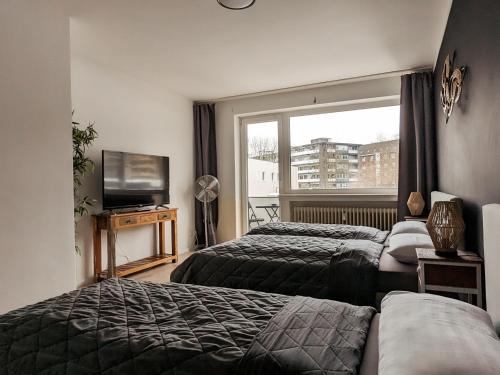 Apartment with Balcony image 8