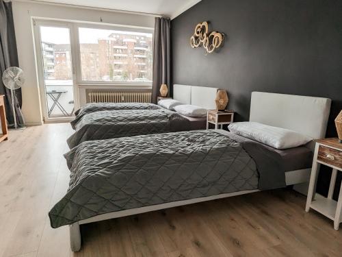 Apartment with Balcony image 9