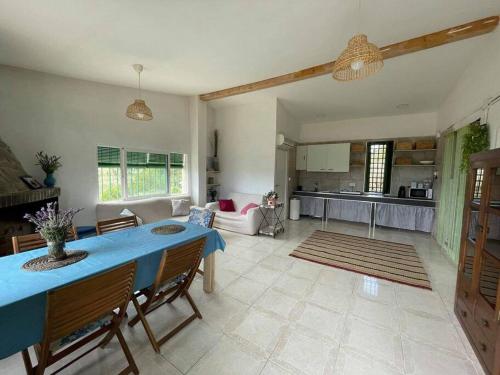 Casa de ladrillo 1 in 阿爾尤瑟