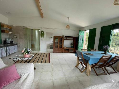 Casa de ladrillo 1 in 阿爾尤瑟