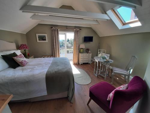 B&B Midhurst - The Green Room - Bed and Breakfast Midhurst