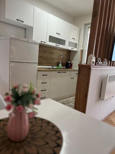 مطبخ, Holiday Konjic Apartment in Konjic