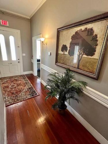 Viesnīcas āriene, Spacious 5 Bedroom Home Near Downtown with Free Parking WiFi and Deck in Hannon Park (AL)