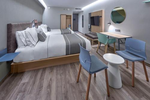 522185114 City Express Plus by Marriott Tijuana