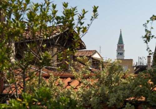 Palazzo del Giglio - image 5