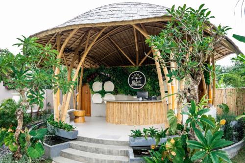 522194188 Shanti Boutique Retreat