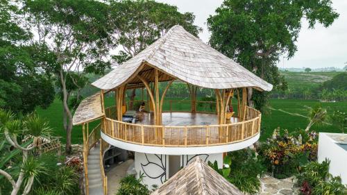 522198965 Shanti Boutique Retreat