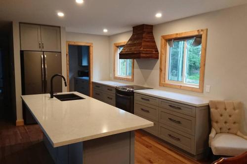 Luxury Cottage in South Parry Sound