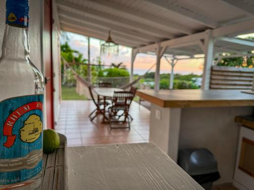 Équipements, Gîte Bleu Caraïbes - Vue mer (Gite Bleu Caraibes - Vue mer) in Grand Bourg