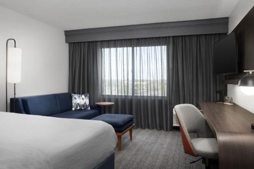 Courtyard by Marriott Lakeland