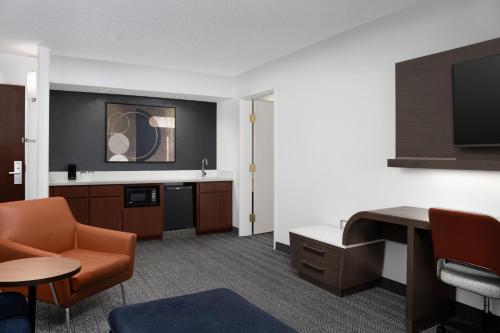 Courtyard by Marriott Lakeland