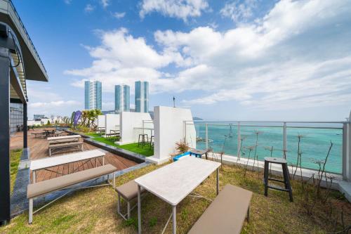 Balcony/terrace, [Agoda Pick] Grab The Ocean Songdo in Busan
