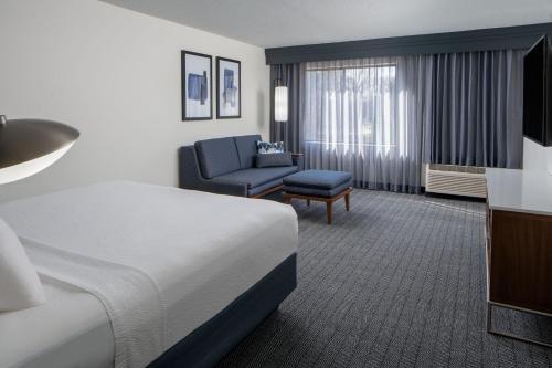 Courtyard by Marriott Decatur