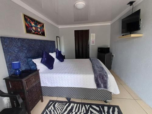 Black Owl Lodge, Kempton Park