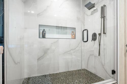 ৎ୭Alta mesa Luxৎ୭ privacy with pool jacuzzi & more