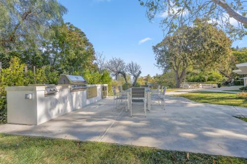 ৎ୭Alta mesa Luxৎ୭ privacy with pool jacuzzi & more