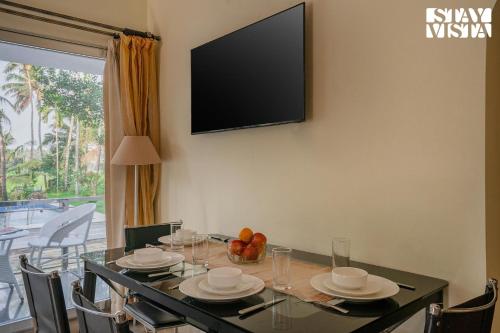 Iekārtas, StayVista at Nature Nook with Pvt Pool & Terrace Access in Chazhoor