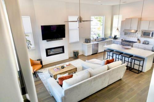 Comfortable Modern Home in Downtown Houston - Sleeps 10 in Houston, USA