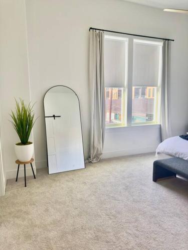 Comfortable Modern Home in Downtown Houston - Sleeps 10 in Houston, USA