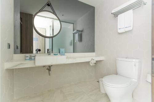 Deluxe Double Room image 1