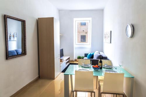 Stylish St.Julians 2 bedroom apartment for rent in the city centre with Terrace