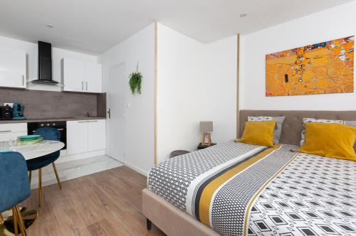 1 double bed