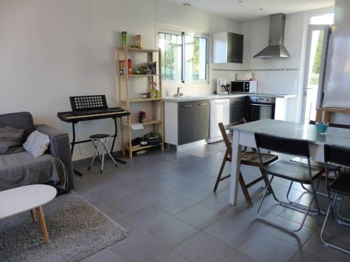 CAPBRETON -Appartement rez de jardin quartier proche centre et plages 5 pers in Les Dunes