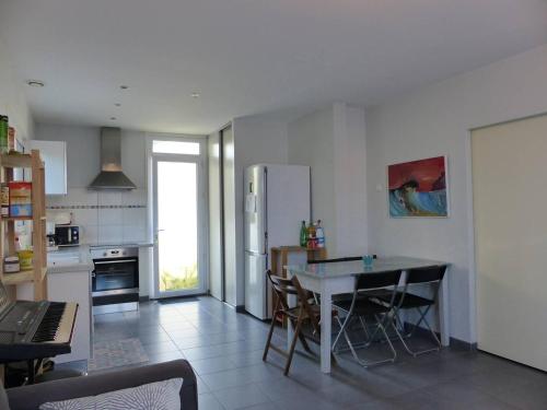CAPBRETON -Appartement rez de jardin quartier proche centre et plages 5 pers - image 4