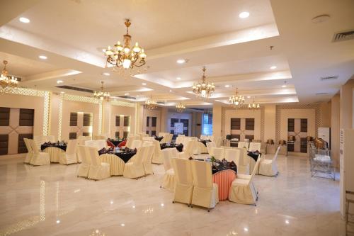 Конференц-зал/Банкетный зал, Comfort Inn Karnal in Карнал