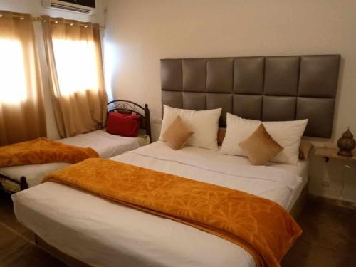 1 twin bed