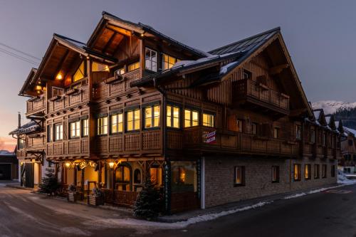 Ski- und Wellnesshotel Kanzler - Hotel - Bad Mitterndorf