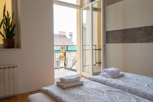 Apartment with Balcony image 6