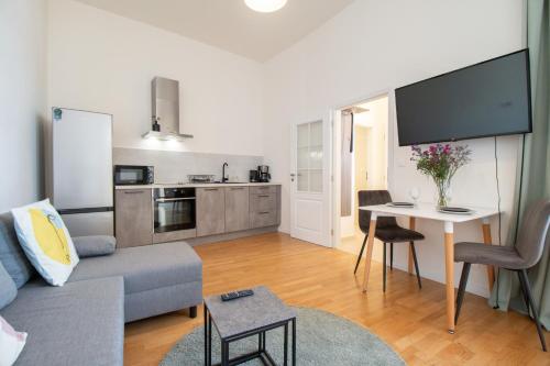 Apartment with Balcony image 4
