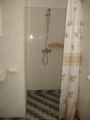 Double or Twin Room with Sea View image 6