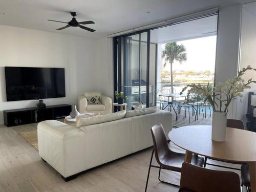 Luxury Apartment in Shell Cove