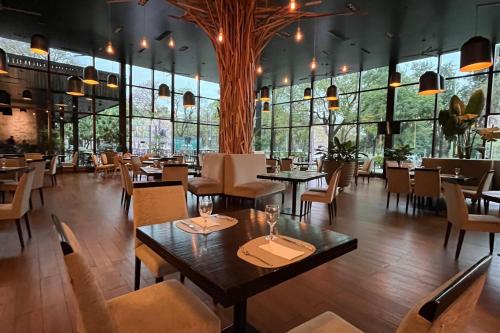 Restaurant, Sheraton Tucuman Hotel in Tucuman