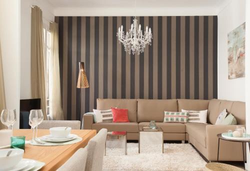 Click&Flat Seneca Suites - image 2