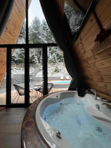 숙소 외관, Pavliani4rest - Luxury Cabins in 파블리아니