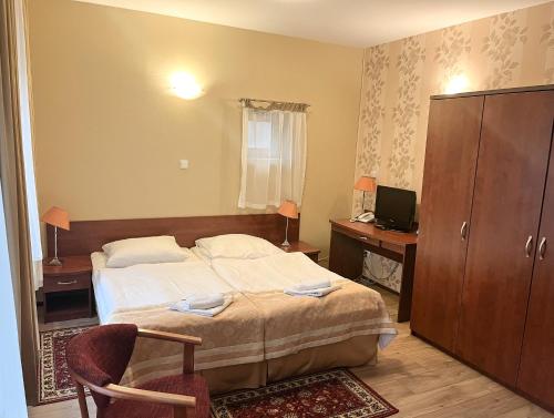 Standard Double or Twin Room