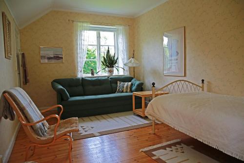 1 twin bed