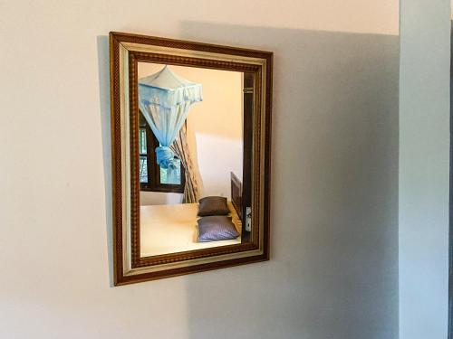 Double Room with Balcony image 6