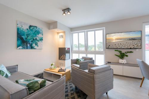 Two-Bedroom Apartment with Balcony