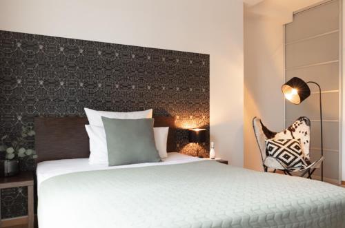 Paragon Apartments - main image