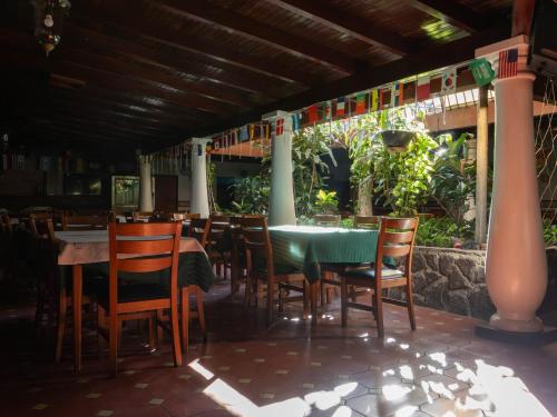 Restaurant, HOTEL EL ARROYO in Caracas