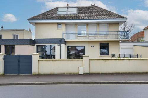 Viesnīcas āriene, Cajan - Appt à 100m de la plage (Cajan - Appt a 100m de la plage) in Langrune-Sur-Mer