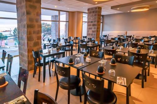 طعام و مشروبات, Yene hue in بويرتو مادرين