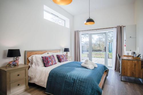 Suite 11 - Sleeping Giant Hotel - Pen Y Cae Inn, Brecon