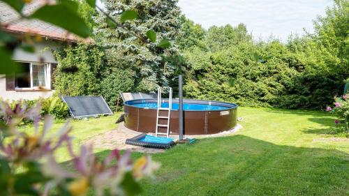 Swimmingpool, Lichkovská chalupa (Lichkovska chalupa) in Techonin
