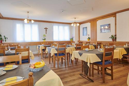 餐饮, 韦斯霍恩酒店 (Hotel Weisshorn) in 策马特