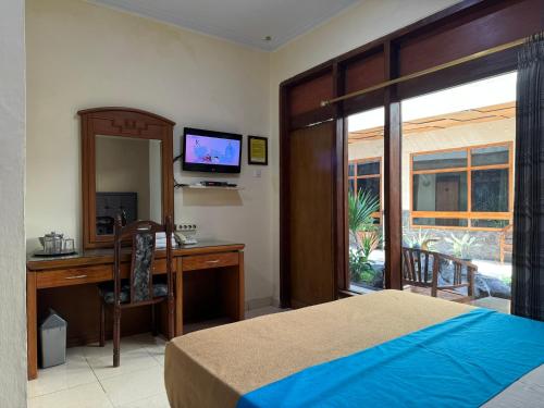 Hotel Priangan Room Type - Deluxe Double Room